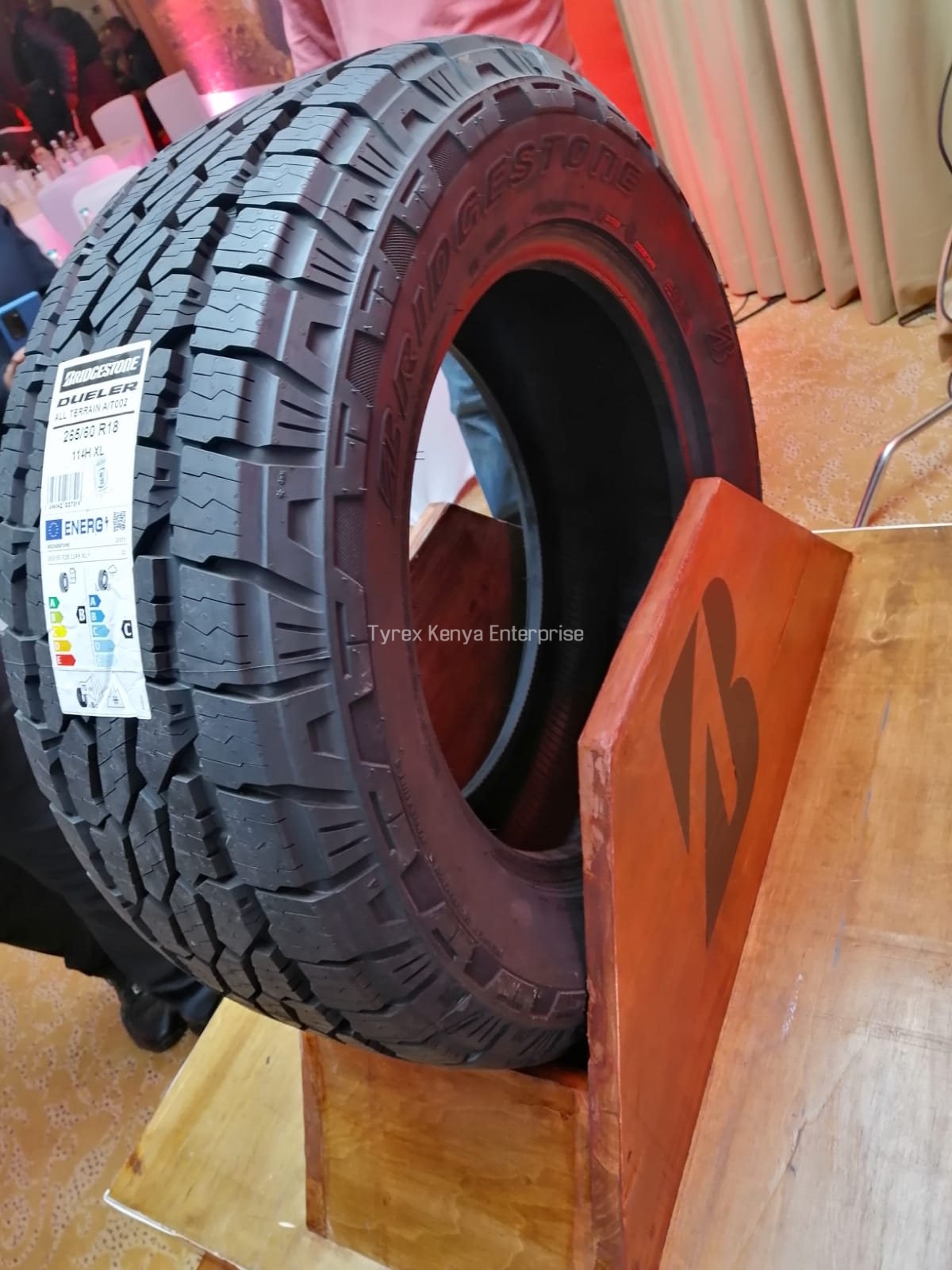 BRIDGESTONE AT002 225/55/R18