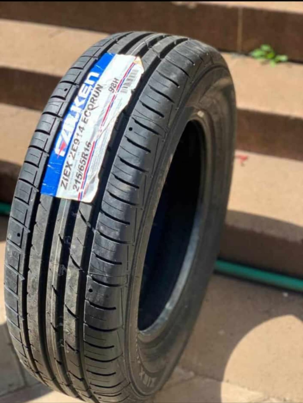 FALKEN ZE914 98H 215/65/R16